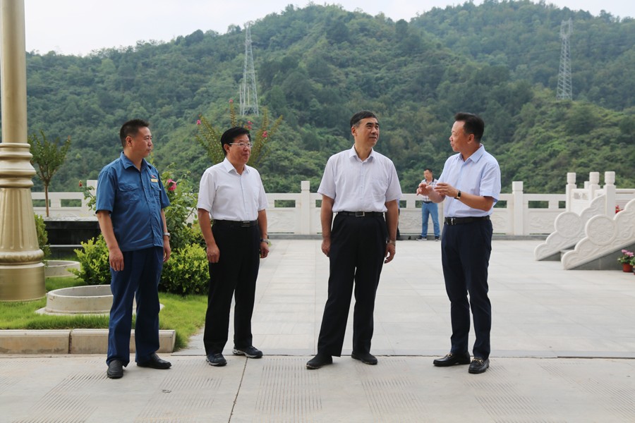 24-2018年8月，全省綠色礦山建設(shè)現(xiàn)場會在金徽股份召開，時任副省長李斌出席會議并做重要講話。.jpg